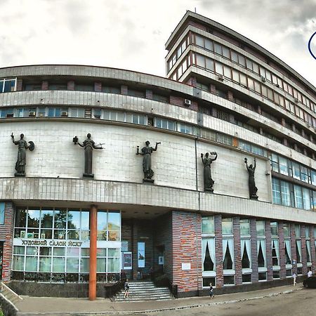 Hotel Tsentralnoho Budynku Khudozhnyka 키예프 외부 사진