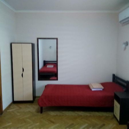 Hotel Tsentralnoho Budynku Khudozhnyka 키예프 외부 사진