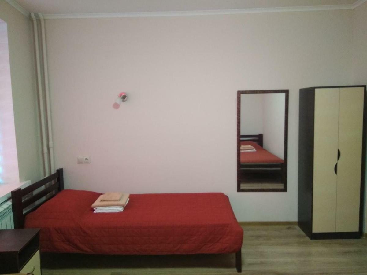 Hotel Tsentralnoho Budynku Khudozhnyka 키예프 외부 사진