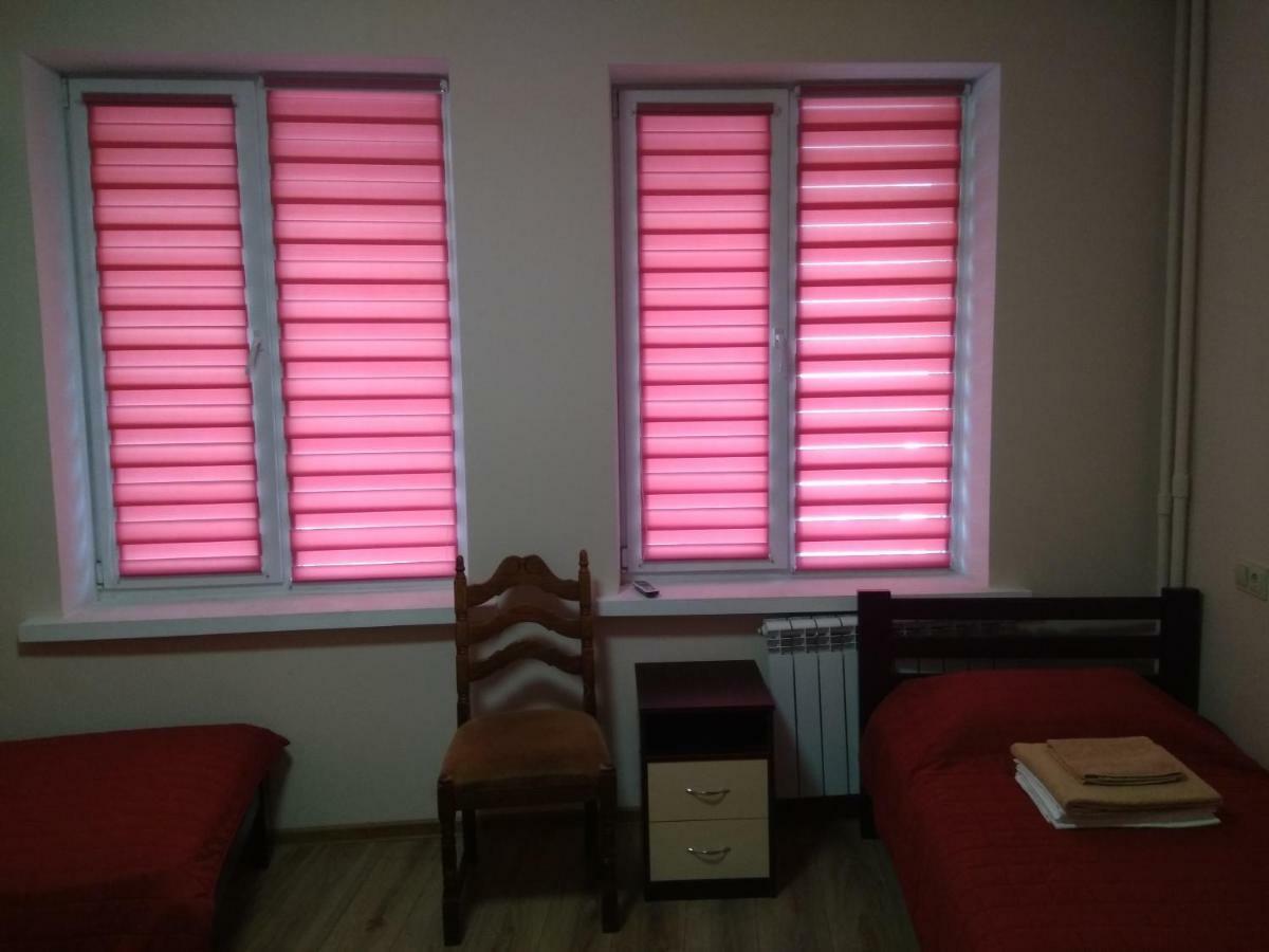 Hotel Tsentralnoho Budynku Khudozhnyka 키예프 외부 사진