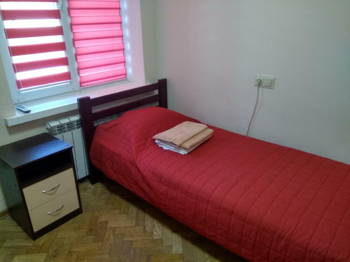 Hotel Tsentralnoho Budynku Khudozhnyka 키예프 외부 사진